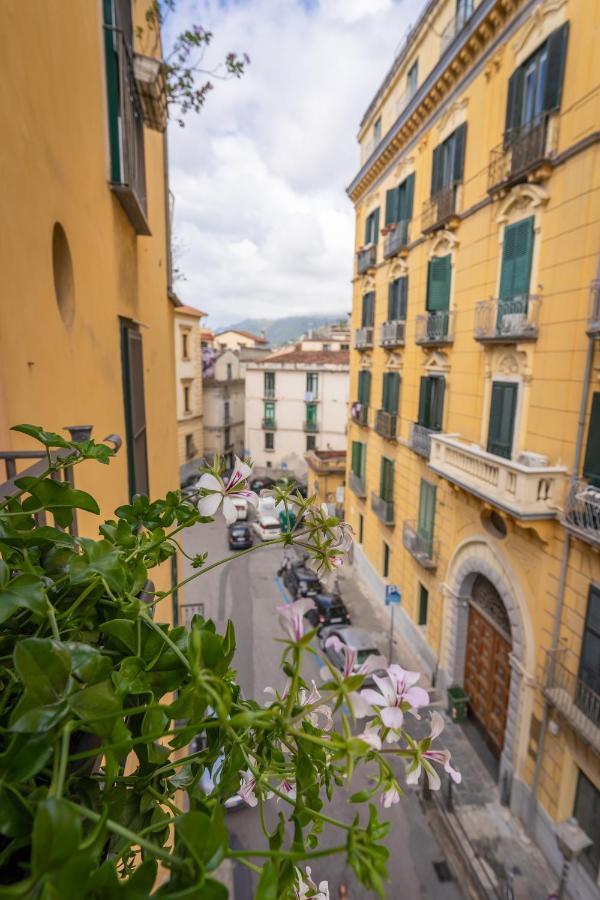 Casa Davorio Panzió Salerno Kültér fotó